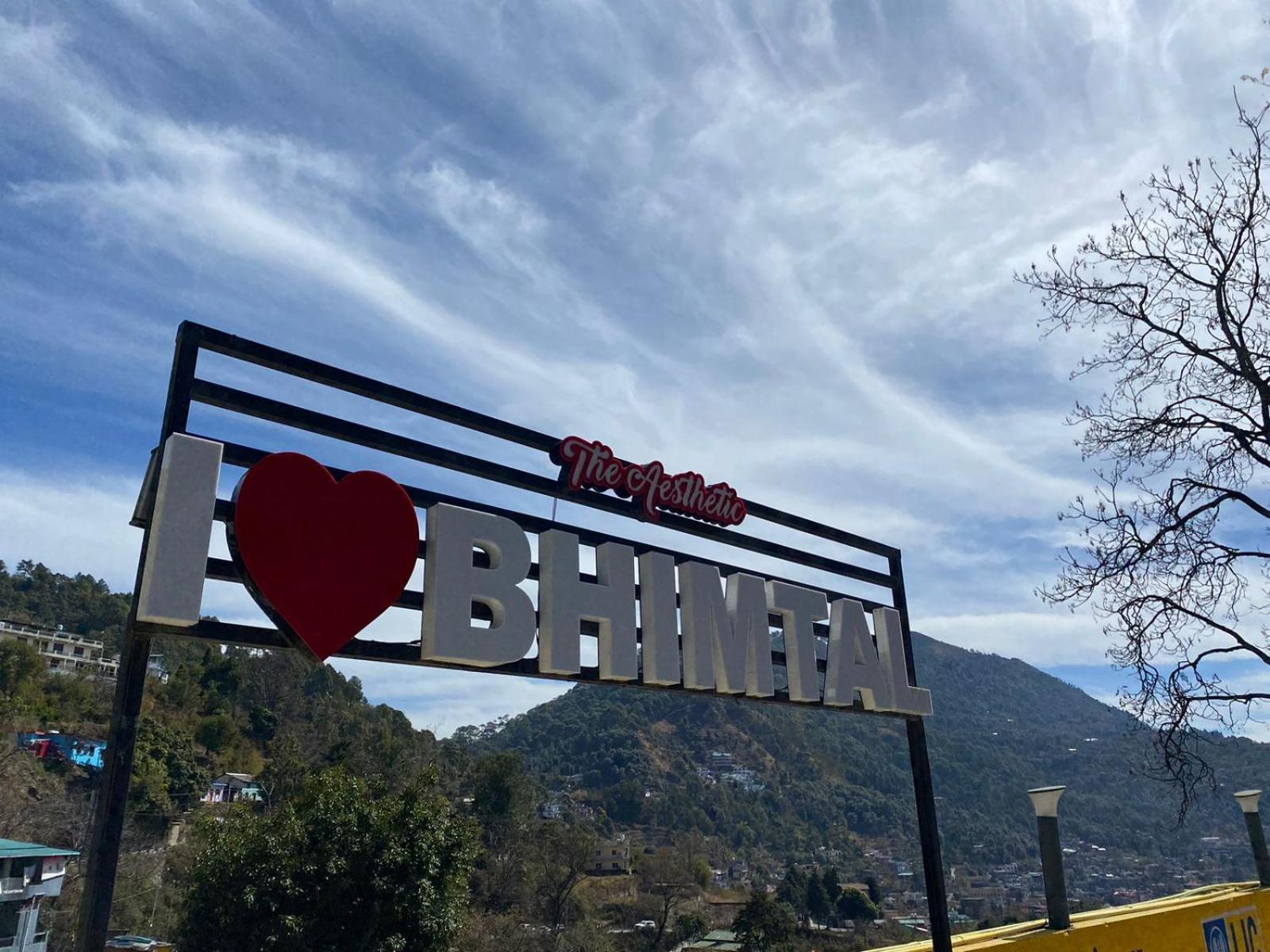 The Aesthetic Hotel & Restaurant Bhīm Tāl Exterior foto