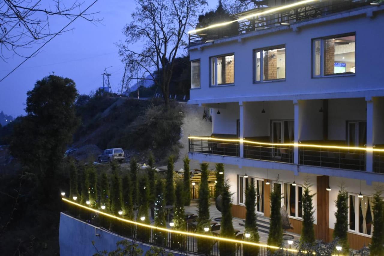 The Aesthetic Hotel & Restaurant Bhīm Tāl Exterior foto