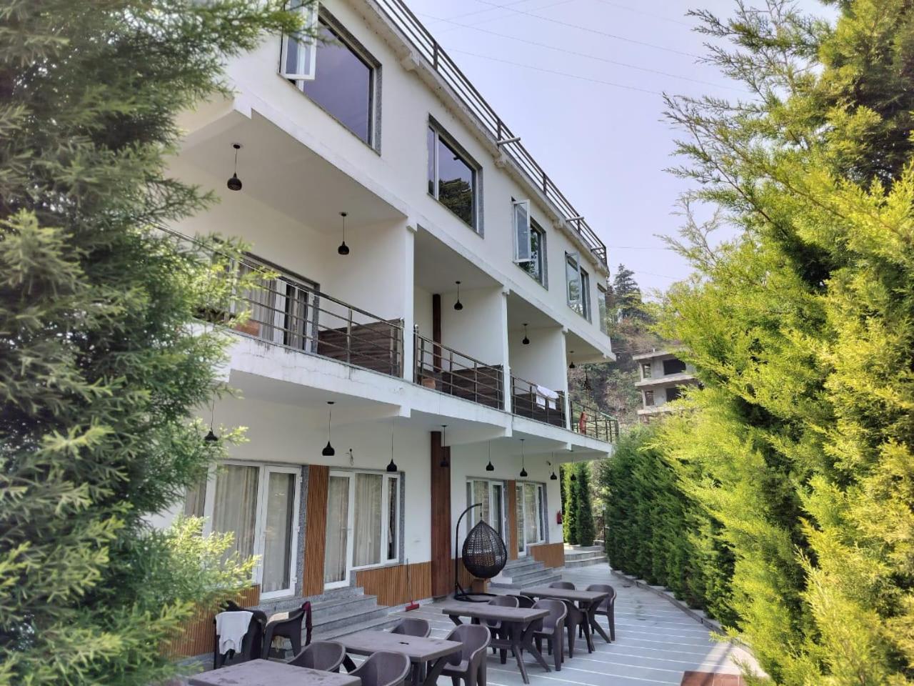 The Aesthetic Hotel & Restaurant Bhīm Tāl Exterior foto